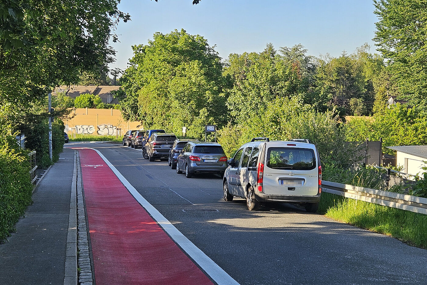 Falschparker im Scherbsgraben Falschparker im Scherbsgraben