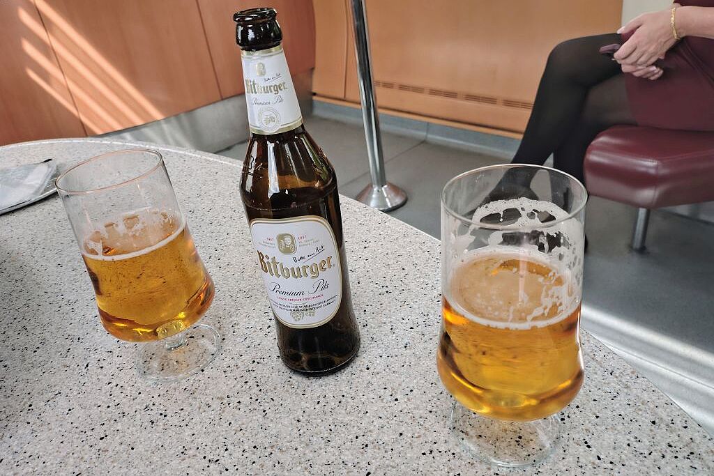 Ein Bier für zwei Radler! Wir genießen das Leben - in vollen Zügen: München Hbf => Hannover Hbf
