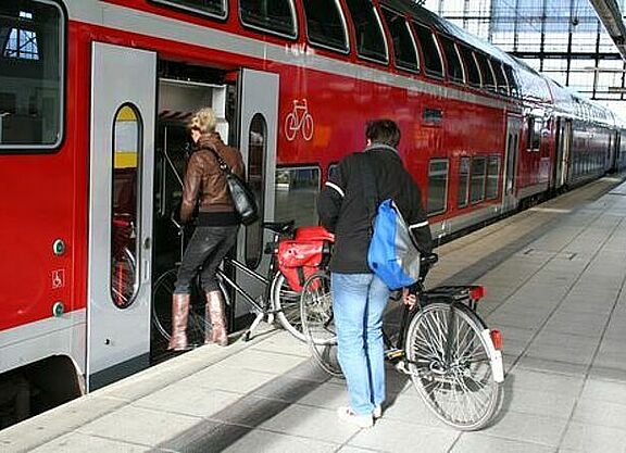 Fahrradmitnahme im Regionalzug Fahrradmitnahme im Regionalzug